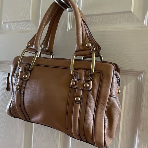 Banana Republic leather medium satchel with gold tone hardwares - Picture 8 of 13